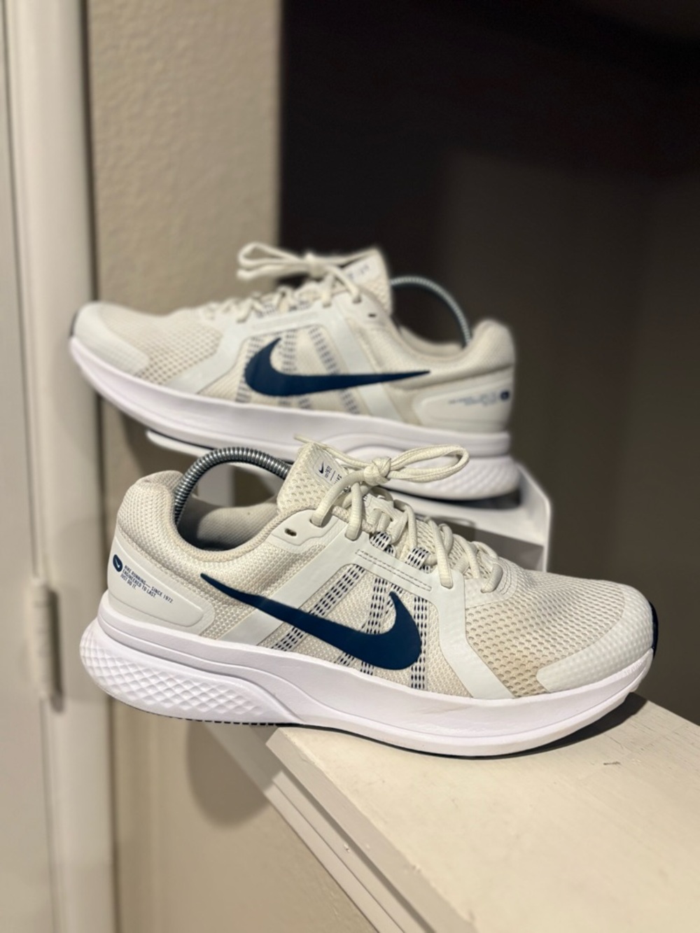 Nike Mens Run Swift 2~CU3517-101 White Running Shoes Sneakers Size 10
